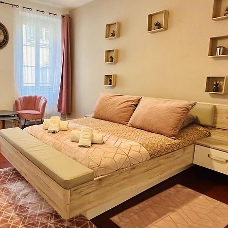 Le Boudoir Carcassonne Esterno foto